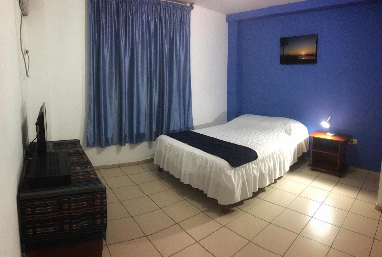 Hostal Albatros Манта Экстерьер фото